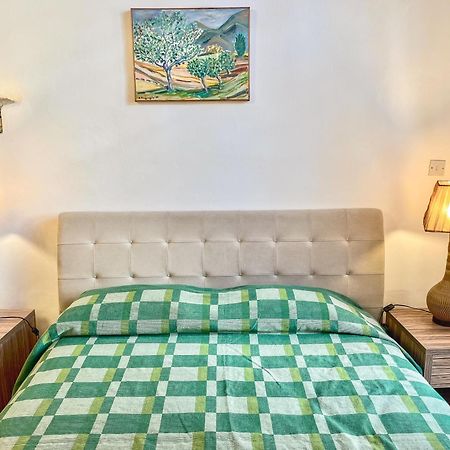 Kalavasos Square Apartments - With Pool 3 Minutes Walk Exterior foto